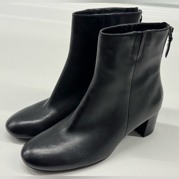 ECCO Women's Nioki Plain Black Leather Ankle Boot EU 38 US 7-7.5 - Picture 2 of 11